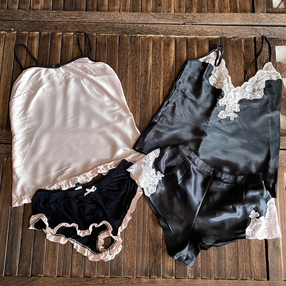 Bundle of 2 Shortie Pajamas